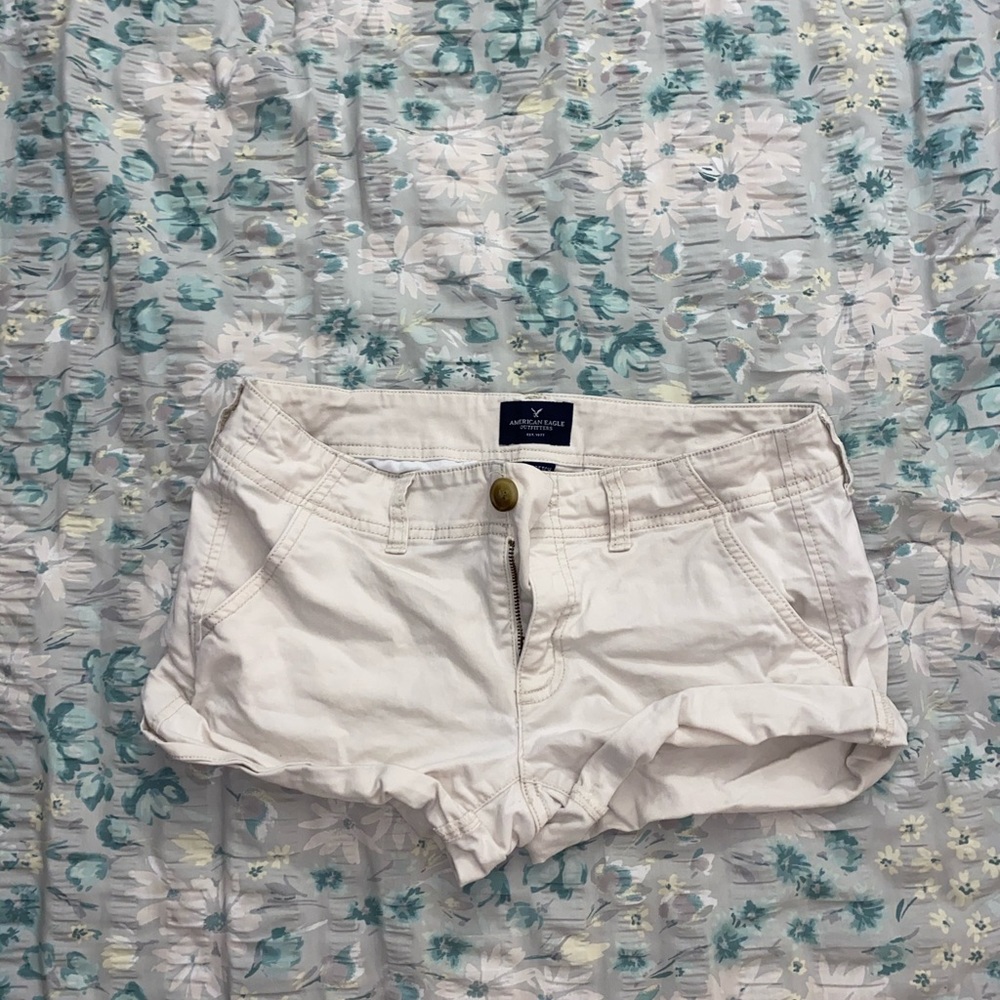 AE khaki shorts